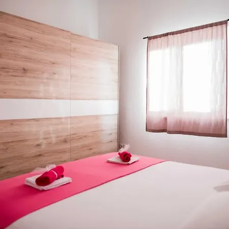 Naranca Hill House - Meerblick Unterm Berg Apartamento