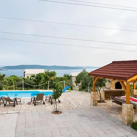 Naranca Hill House - Meerblick Unterm Berg Apartment