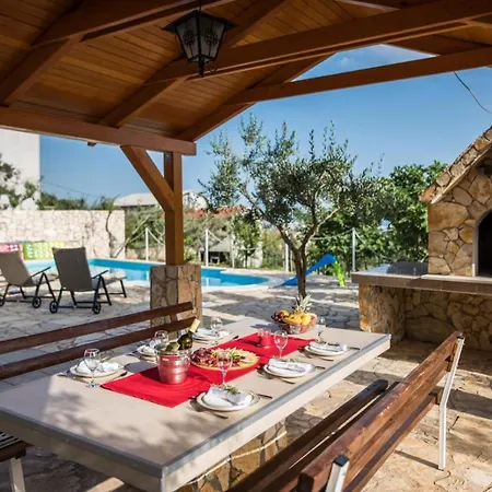Naranca Hill House - Meerblick Unterm Berg Apartment