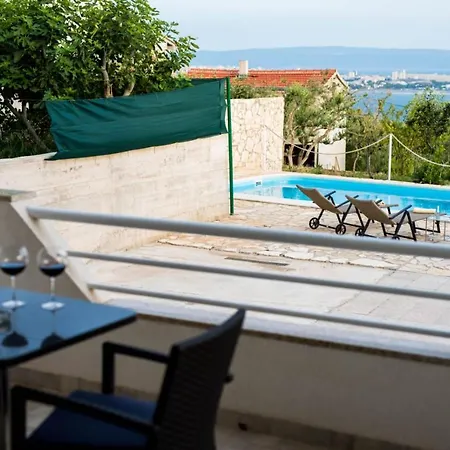 Naranca Hill House - Meerblick Unterm Berg Apartment *