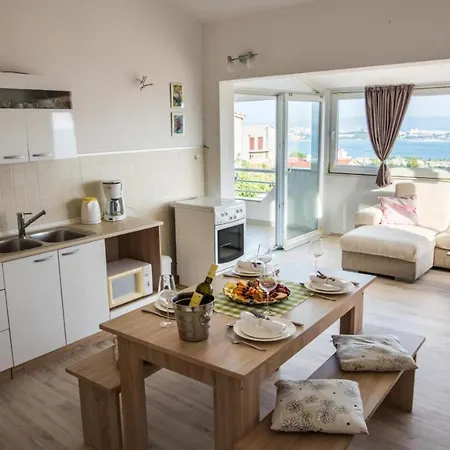 Naranca Hill House - Meerblick Unterm Berg Apartment Kastela