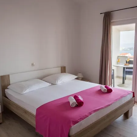 Apartment Naranca Hill House - Meerblick Unterm Berg *