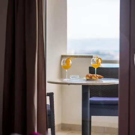 Naranca Hill House - Meerblick Unterm Berg Apartment *